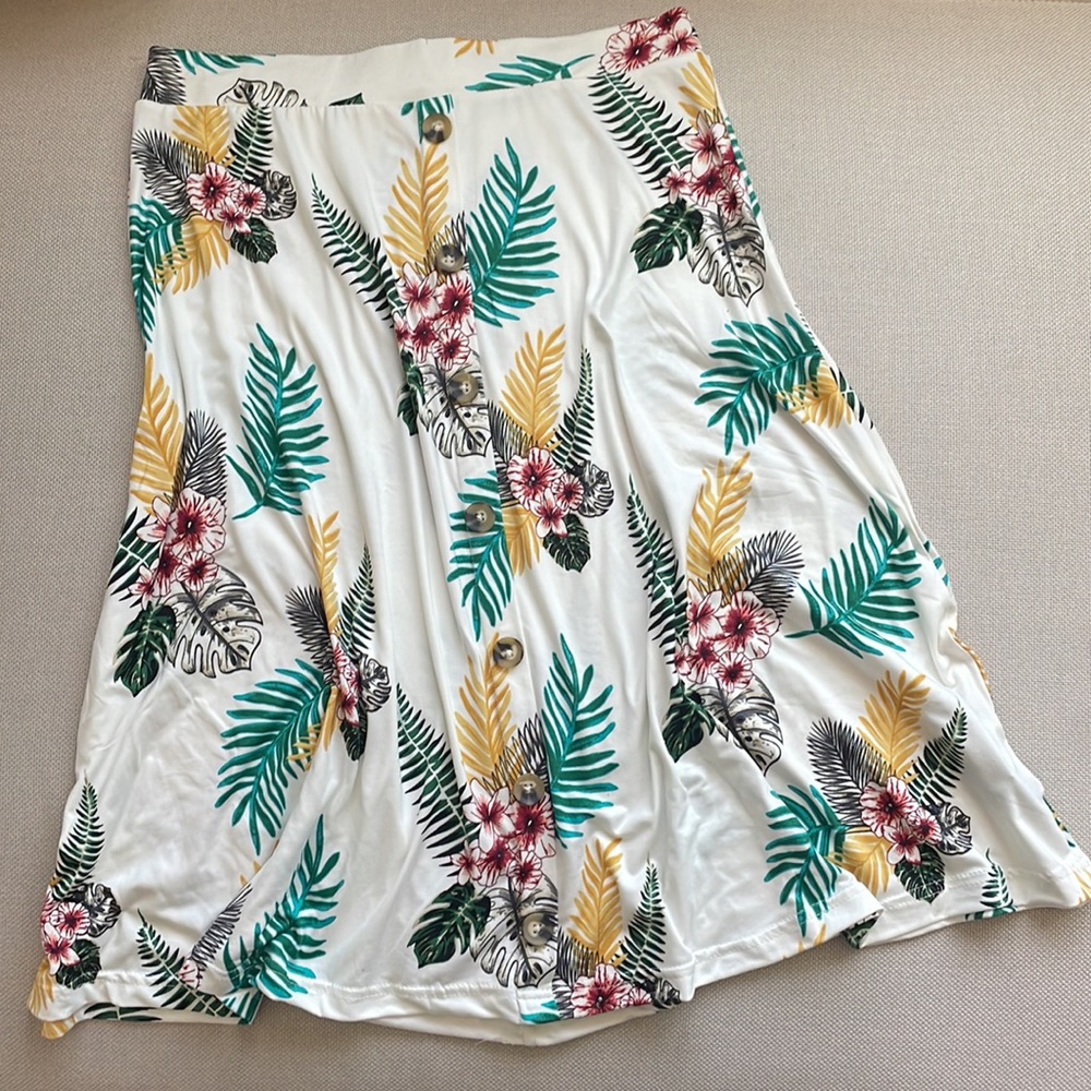 Floral Print Button Placket Midi Skirt- Floral